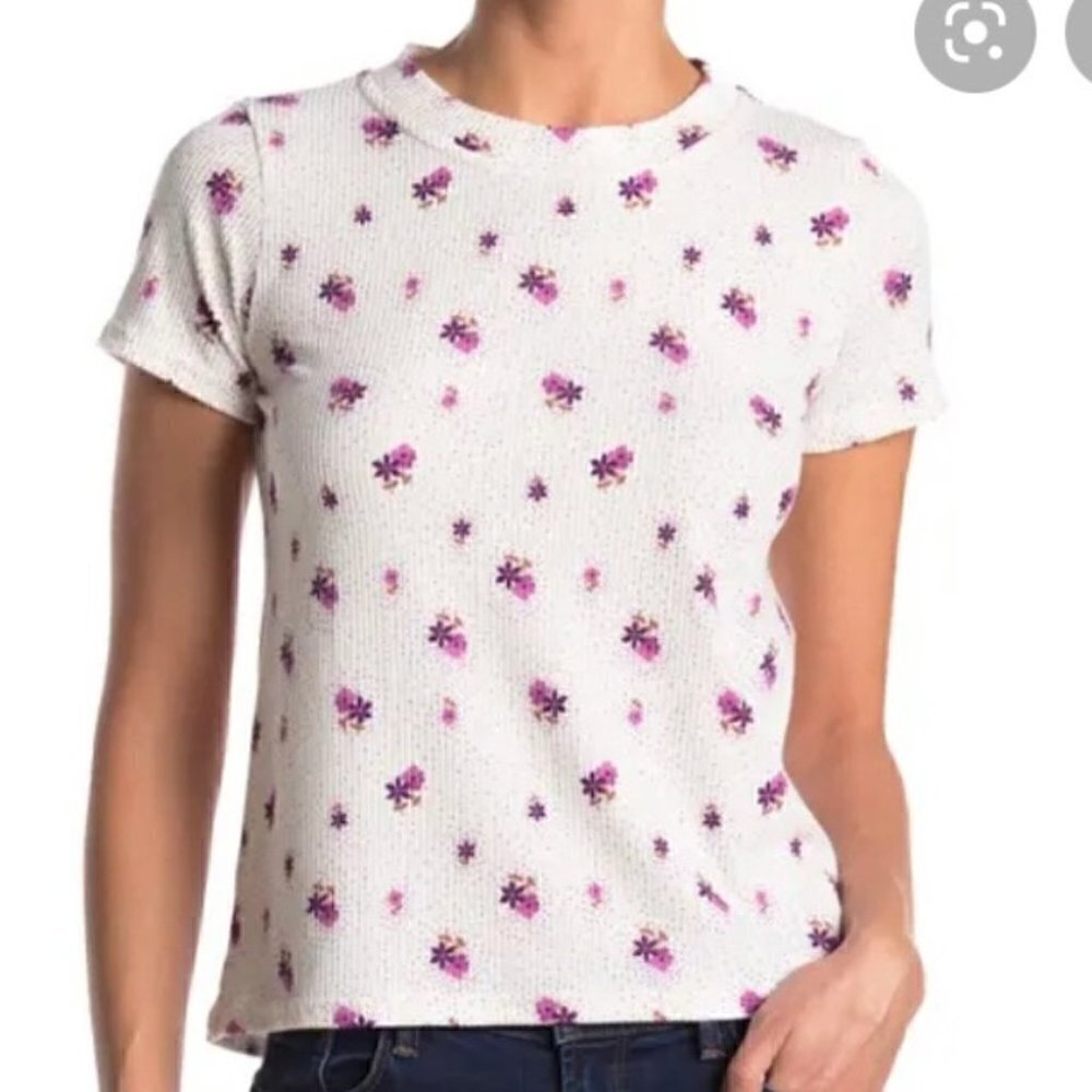 cotton Emporium t-shirt flower detail Size XS